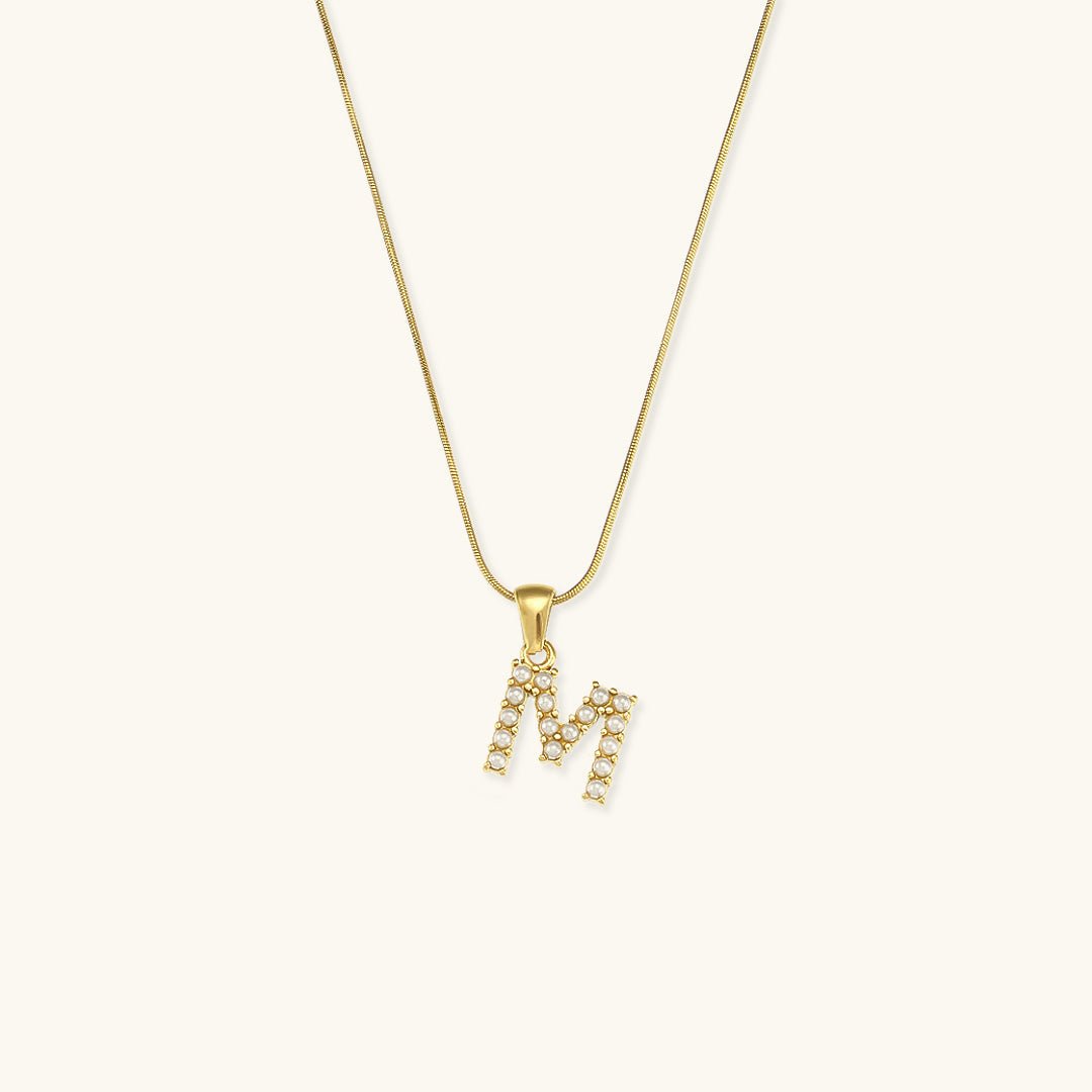 Collier En Perles Avec Lettre Initiale Augustine