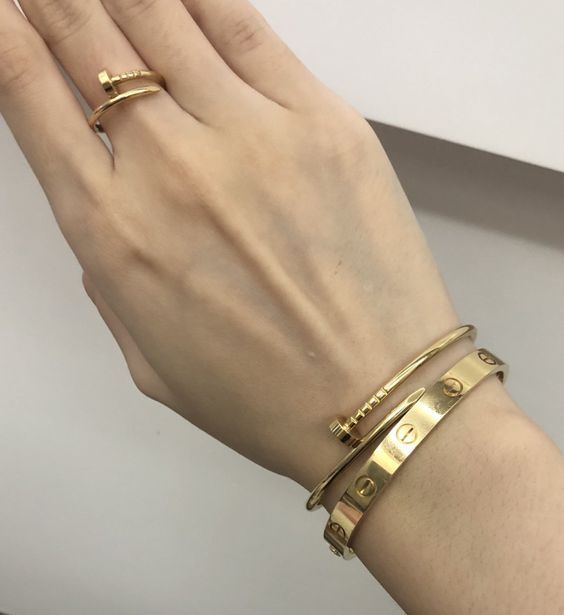 Bracelet Clou Élégant Fin