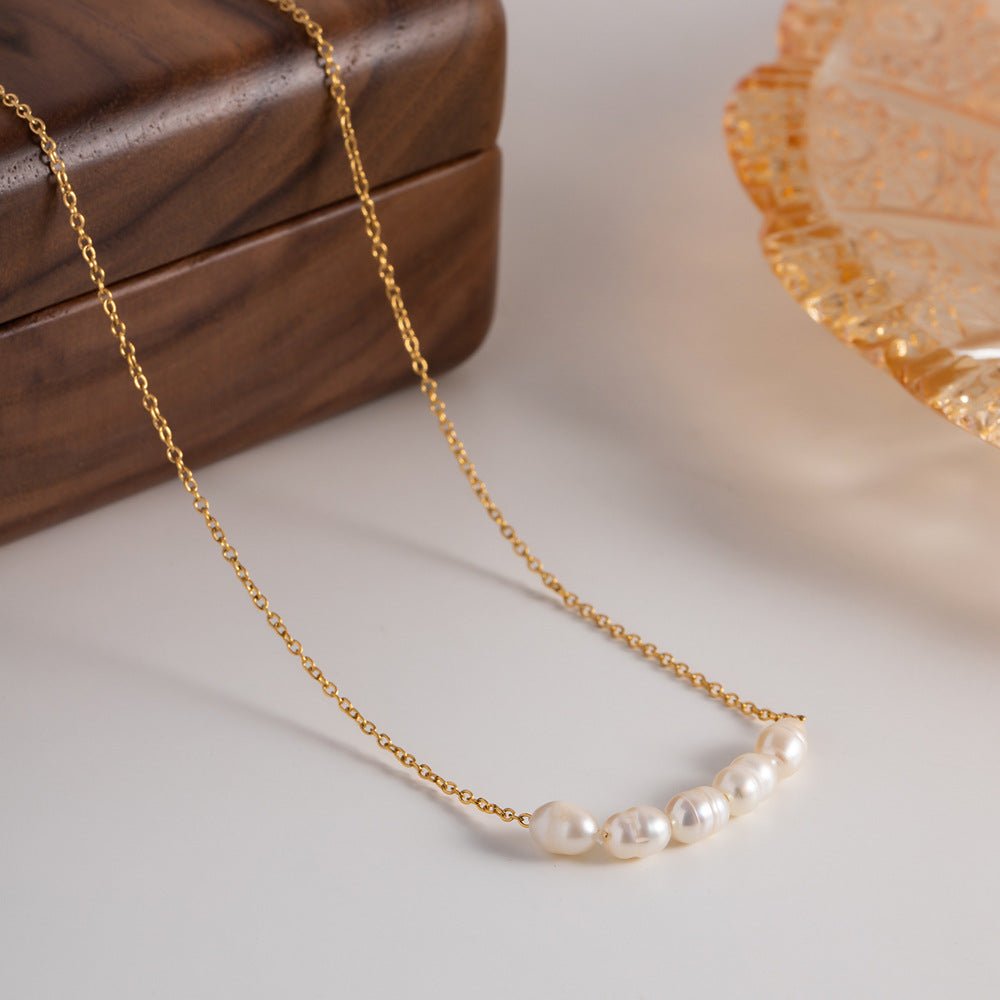 Collier en Perles d'Or Elle