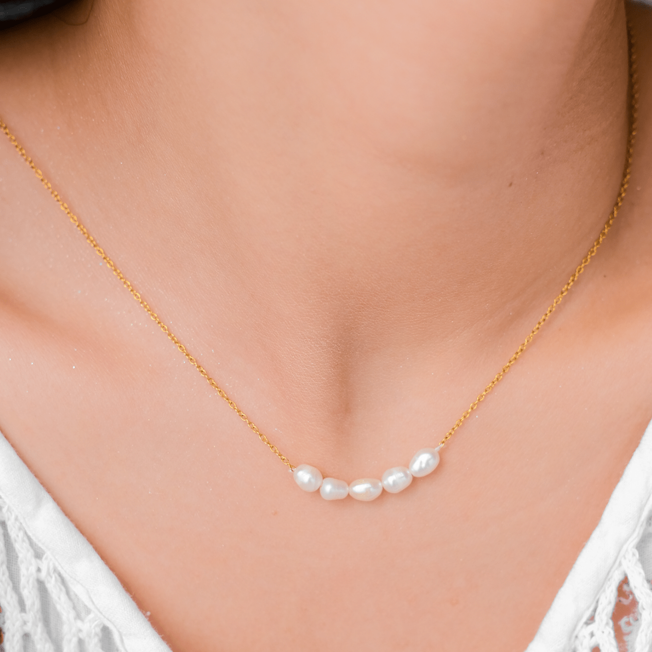 Collier en Perles d'Or Elle