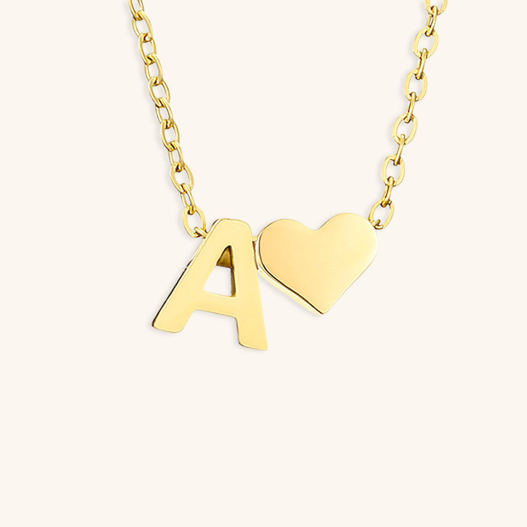 Collier En Or Avec Lettre Initiale Ria