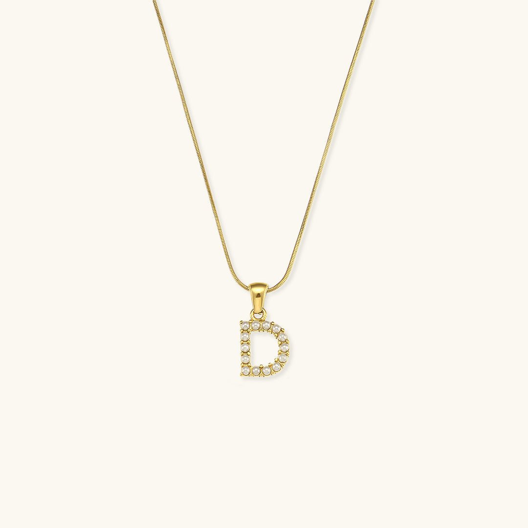 Collier En Perles Avec Lettre Initiale Augustine