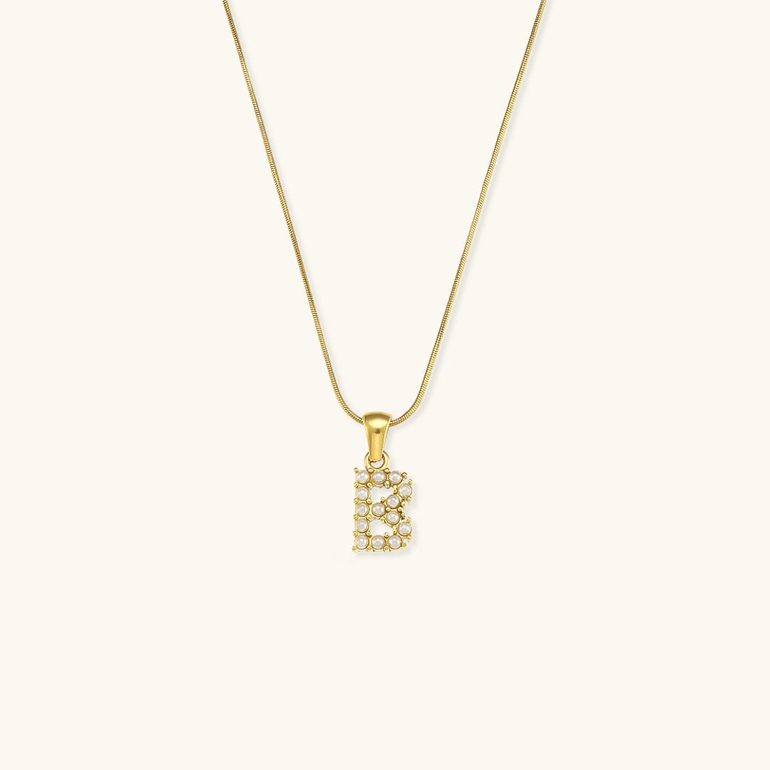 Collier En Perles Avec Lettre Initiale Augustine
