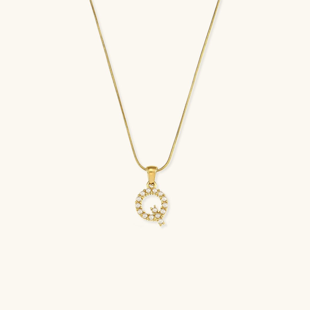 Collier En Perles Avec Lettre Initiale Augustine