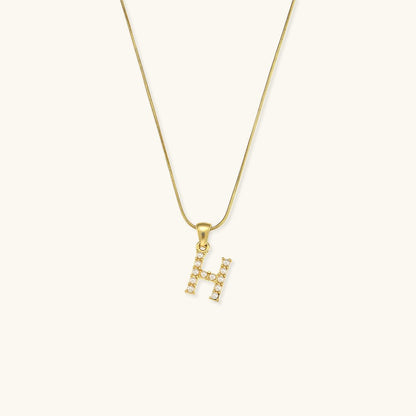 Collier En Perles Avec Lettre Initiale Augustine