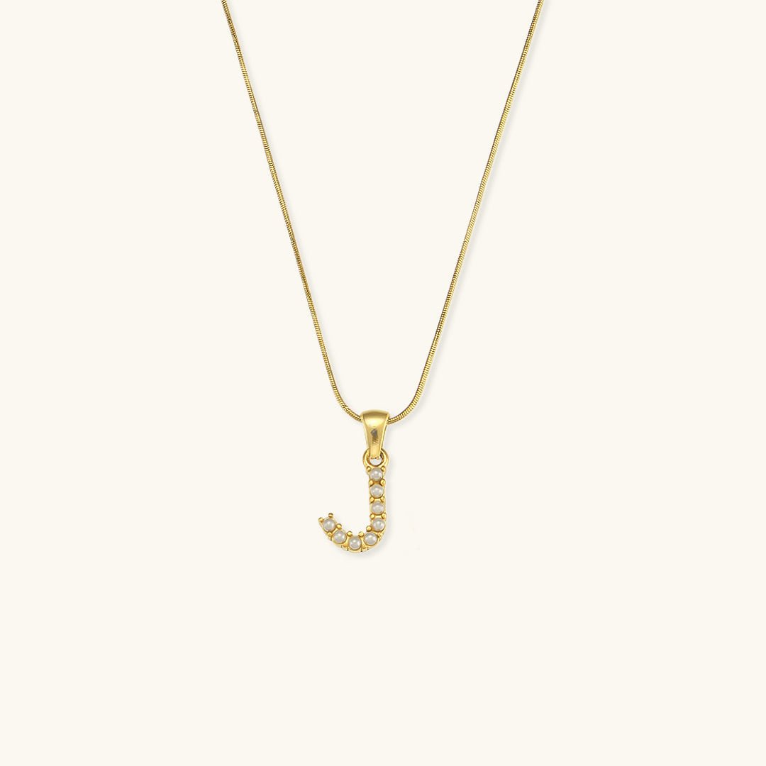 Collier En Perles Avec Lettre Initiale Augustine