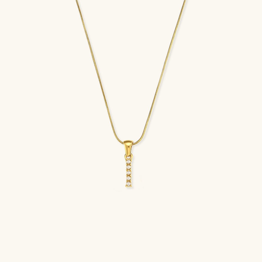 Collier En Perles Avec Lettre Initiale Augustine
