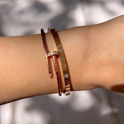 Bracelet Clou Élégance Deluxe en Or Rose