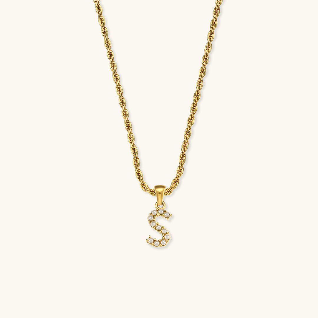 Collier en perles avec lettre initiale Élodie
