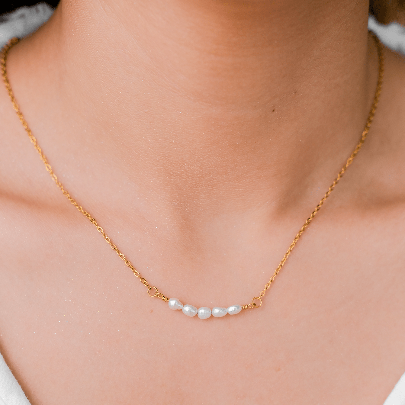 Collier en Perles d'Eau Douce Fleur en Or