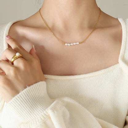 Collier en Perles d'Eau Douce Fleur en Or