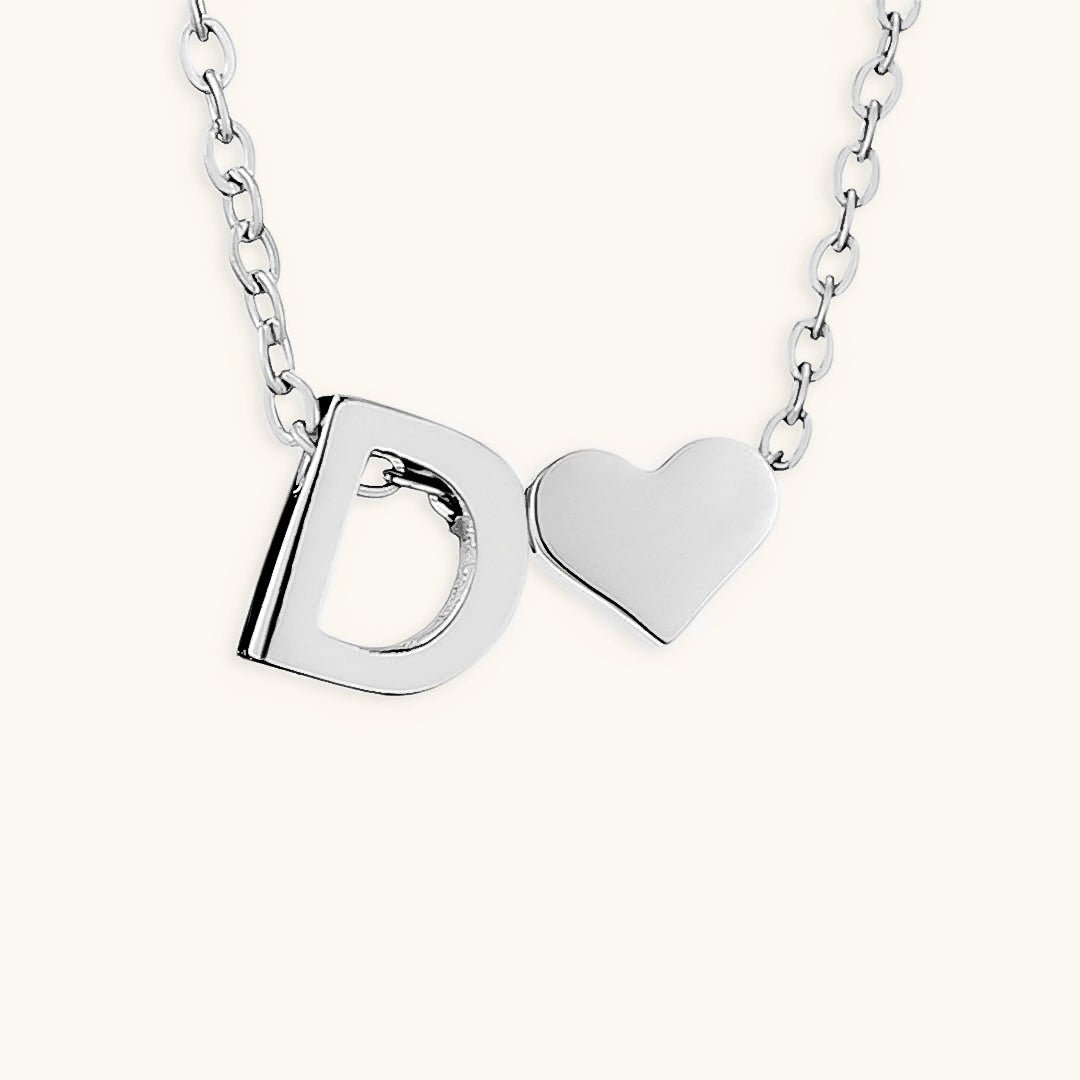 Collier En Or Avec Lettre Initiale Ria