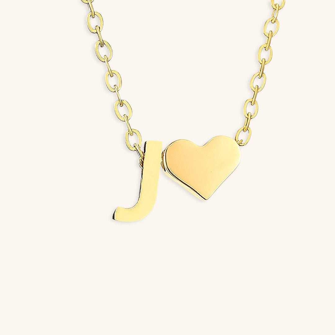 Collier En Or Avec Lettre Initiale Ria